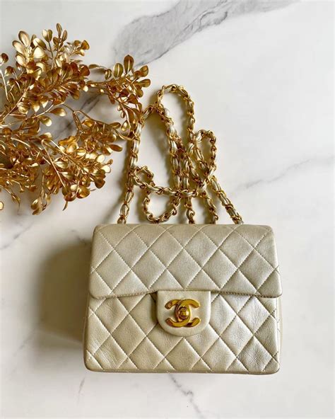 chanel 17cm lambskin